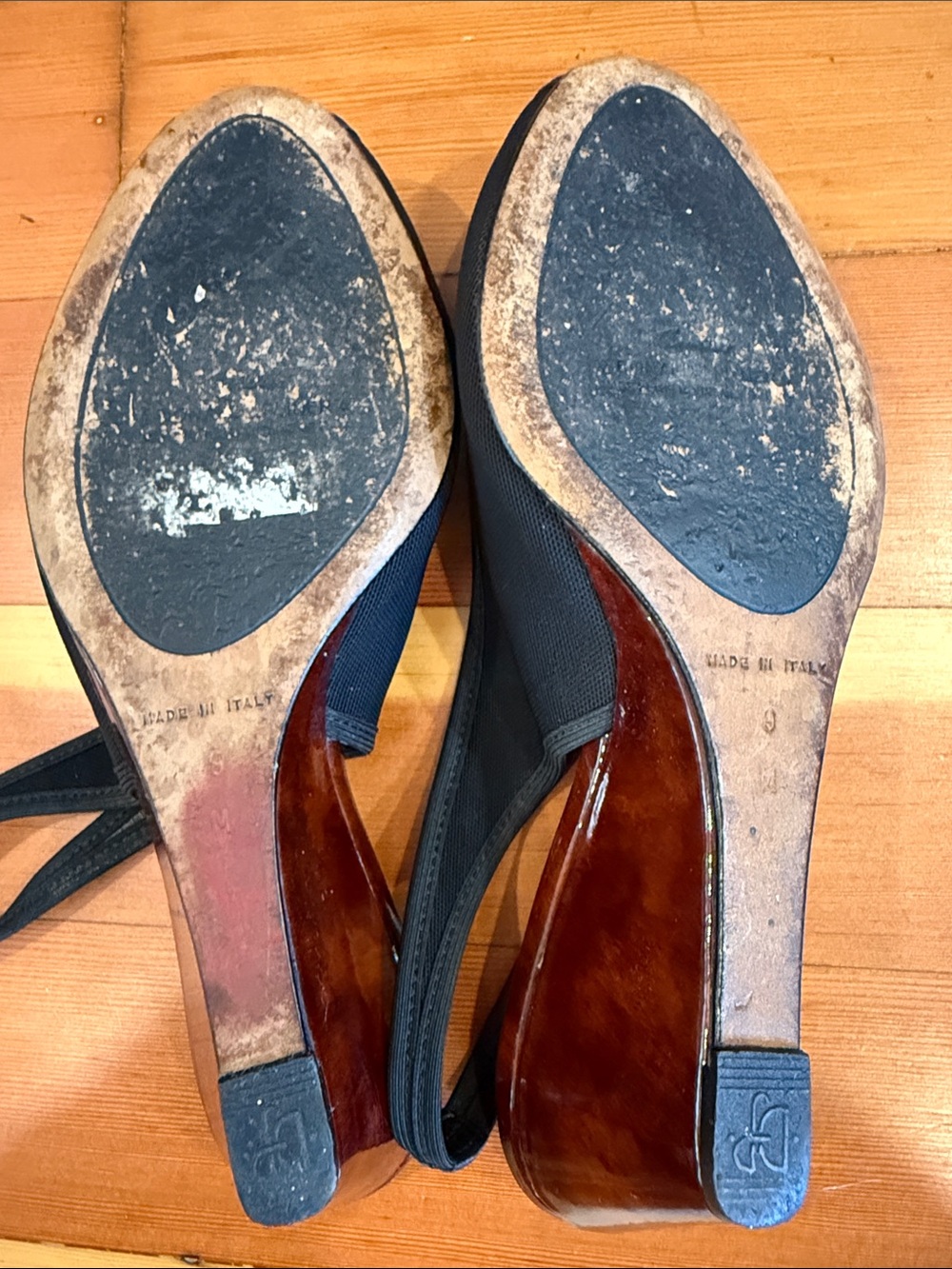 Donald J Pliner couture black peep-toe slingback wedges - Picture 6 of 6